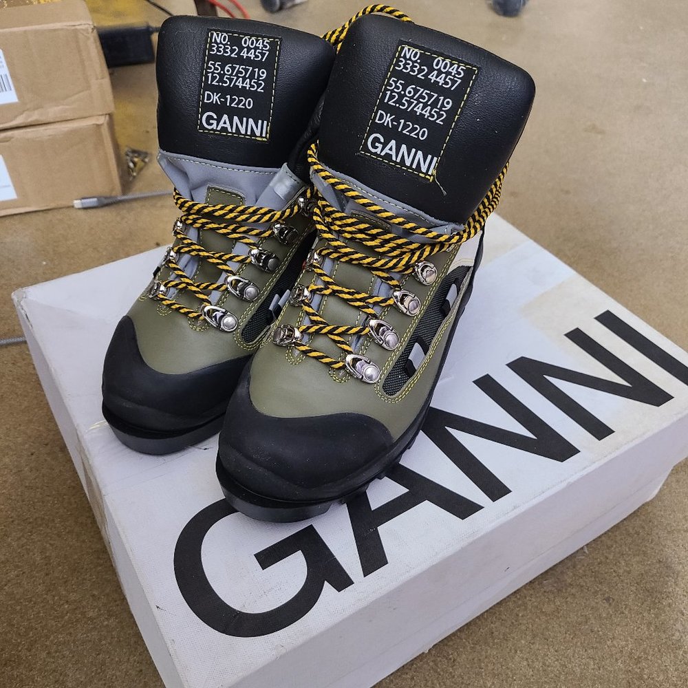 Women's Ganni Trekking Hiking Boot, Size 6US / 36EU - Green